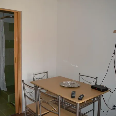 Larion Apartmán Štúrovo
