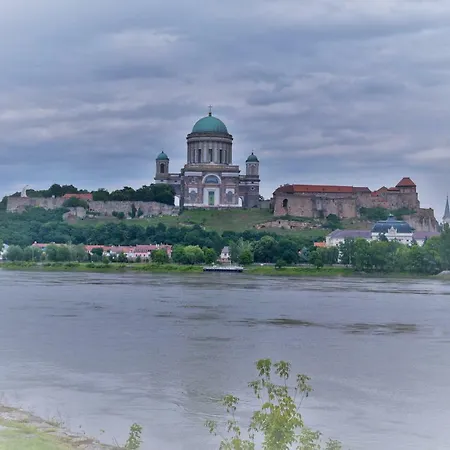 Lägenhet Larion Štúrovo